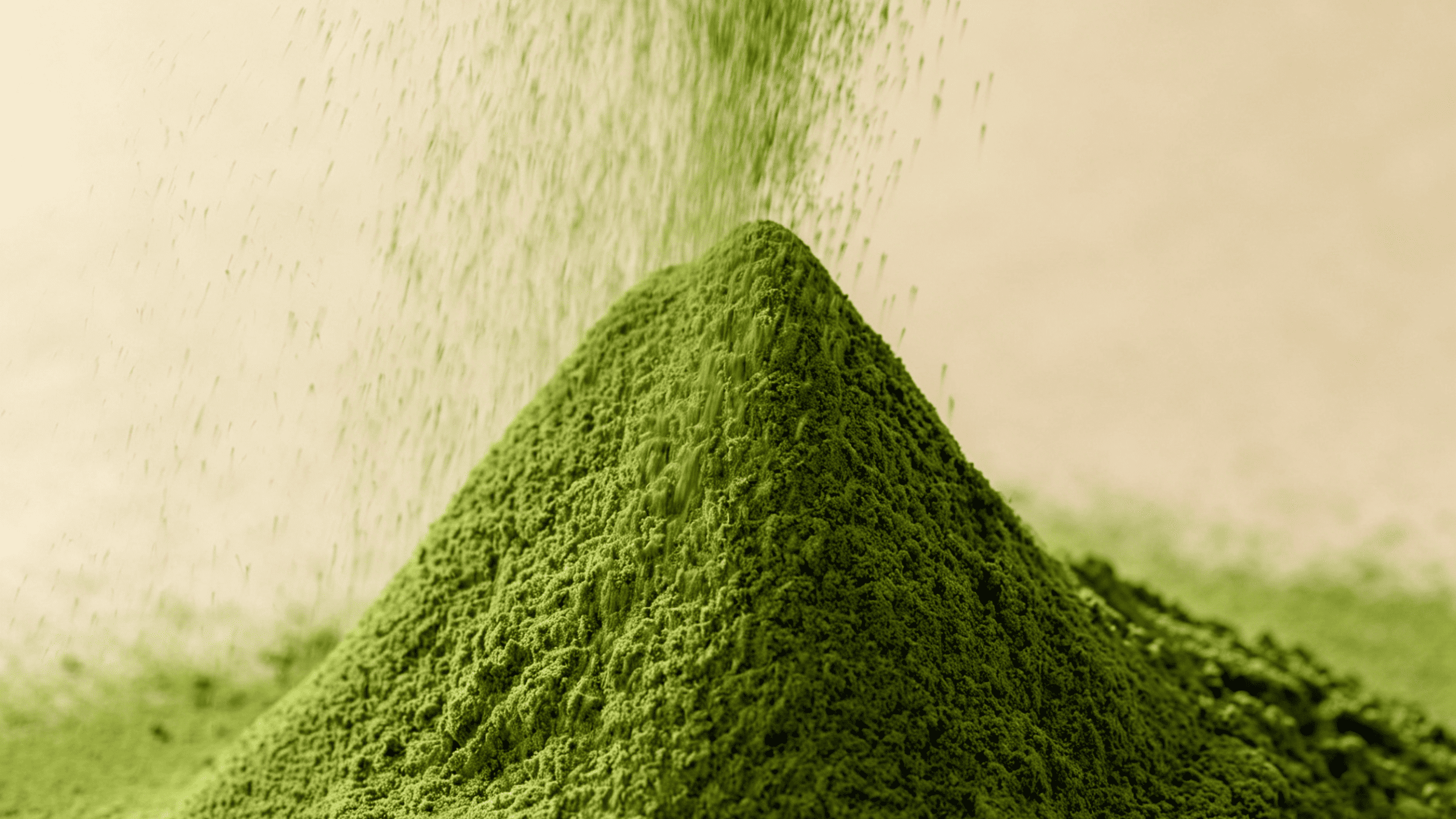 matcha powder splash
